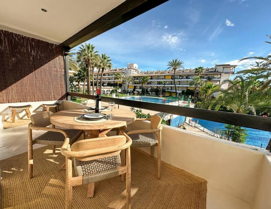 In Private Urbanization Next To The Sea Apartamento *